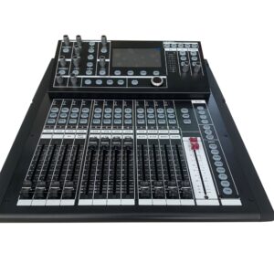 Digital mixing console [T16]